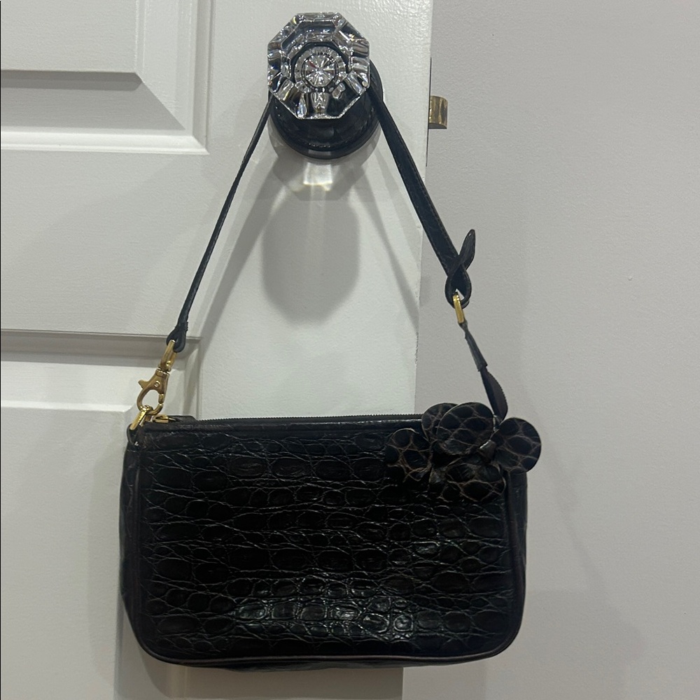 Will’s fancy Elegant Black Crocodile Pattern Shoulder Bag in new condition